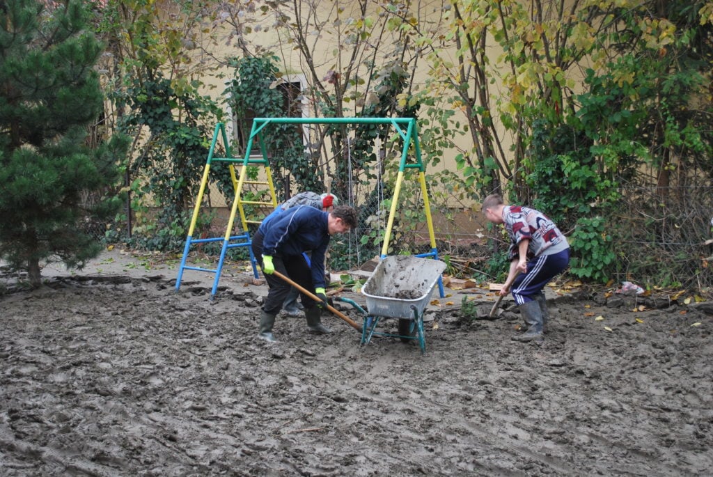 volunteers working