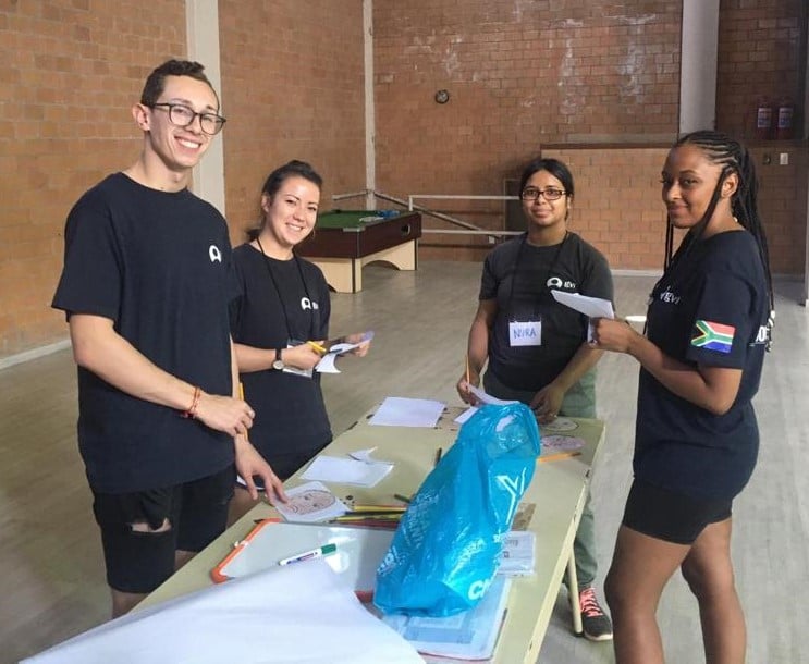organising volunteers