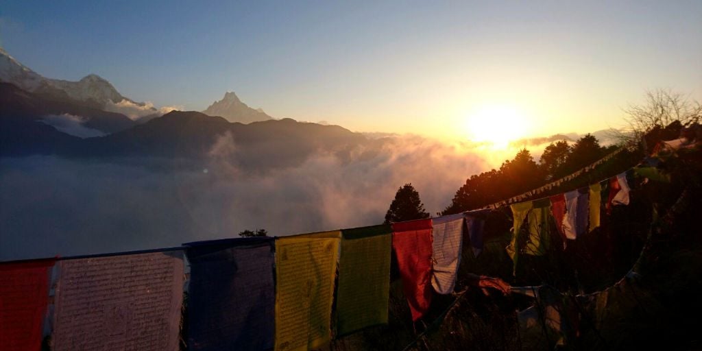Explore the Annapurna trek in nepal when you volunteer