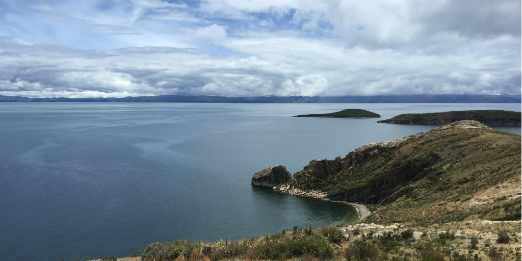 Visit lake titicaca when you volunteer in peru