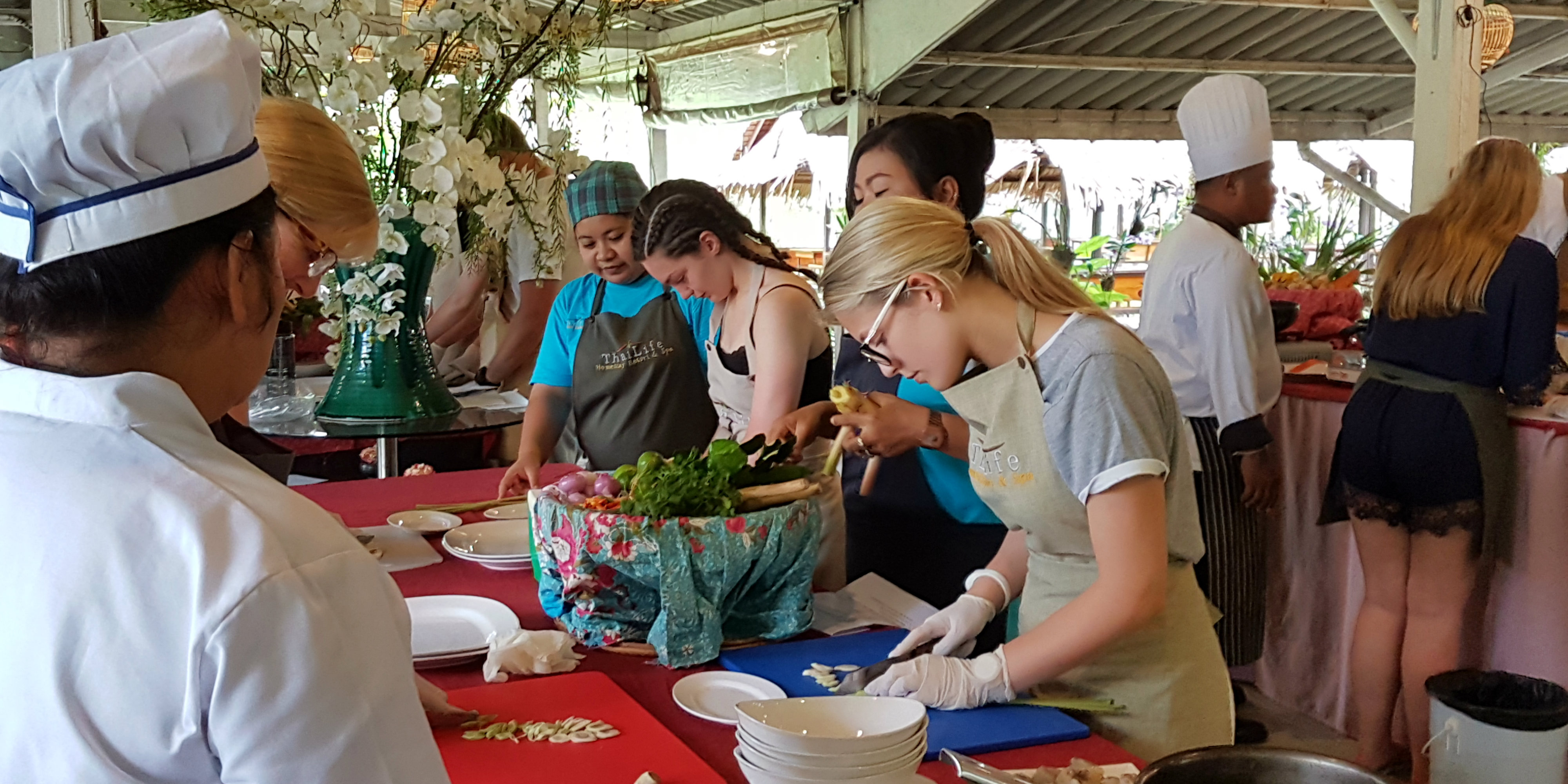 Summer Volunteer Programs for Teens 