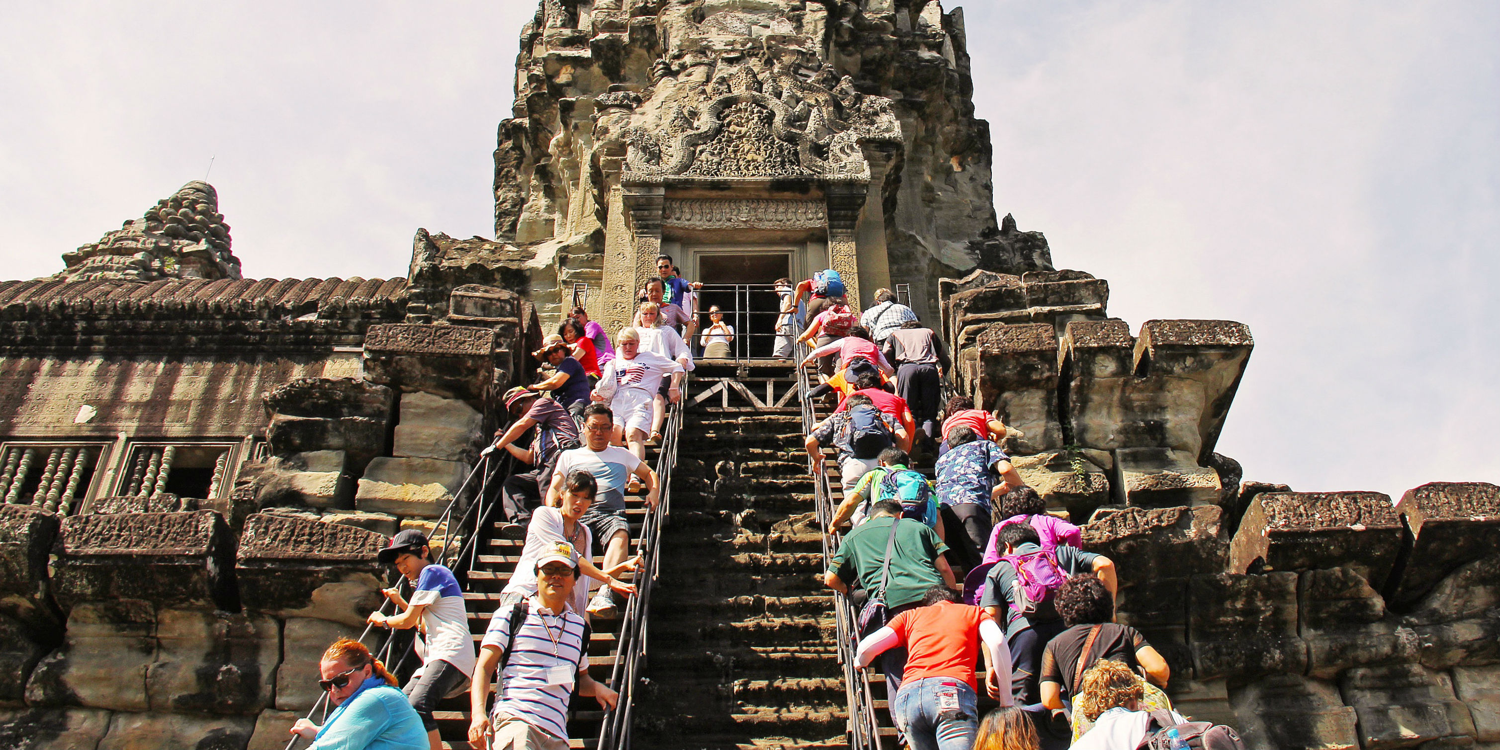 angkor wat how to visit