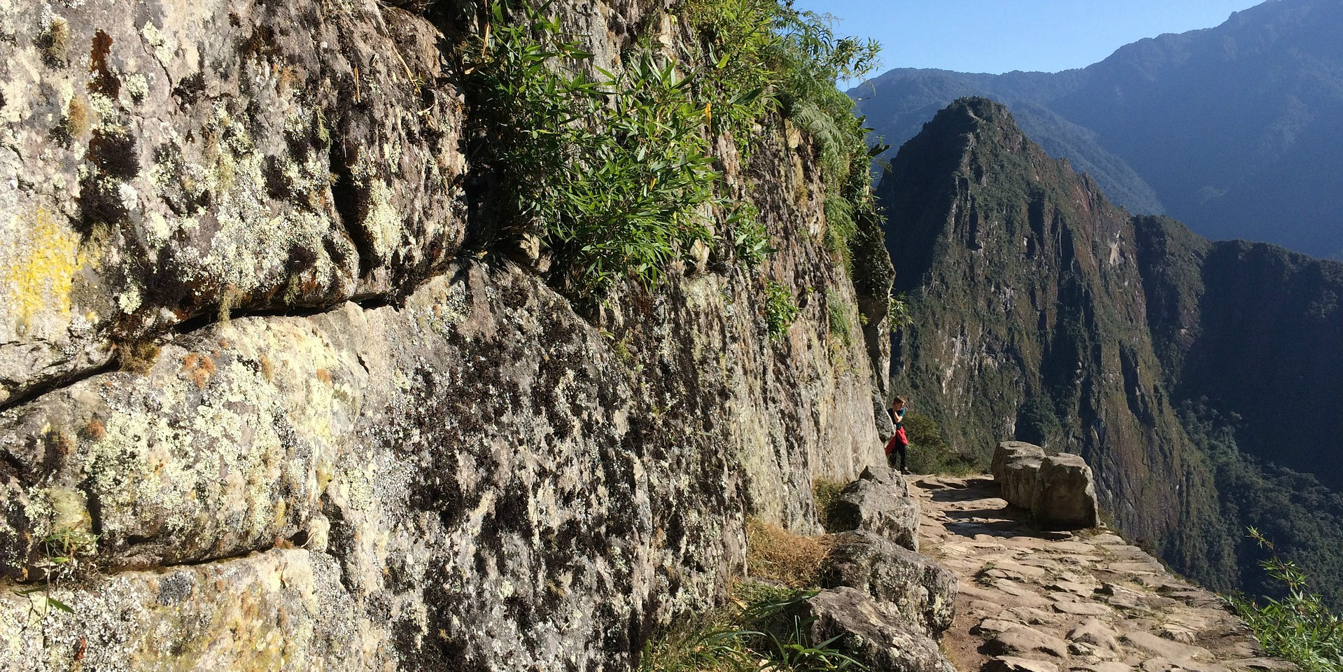 Inca trail to machu picchu