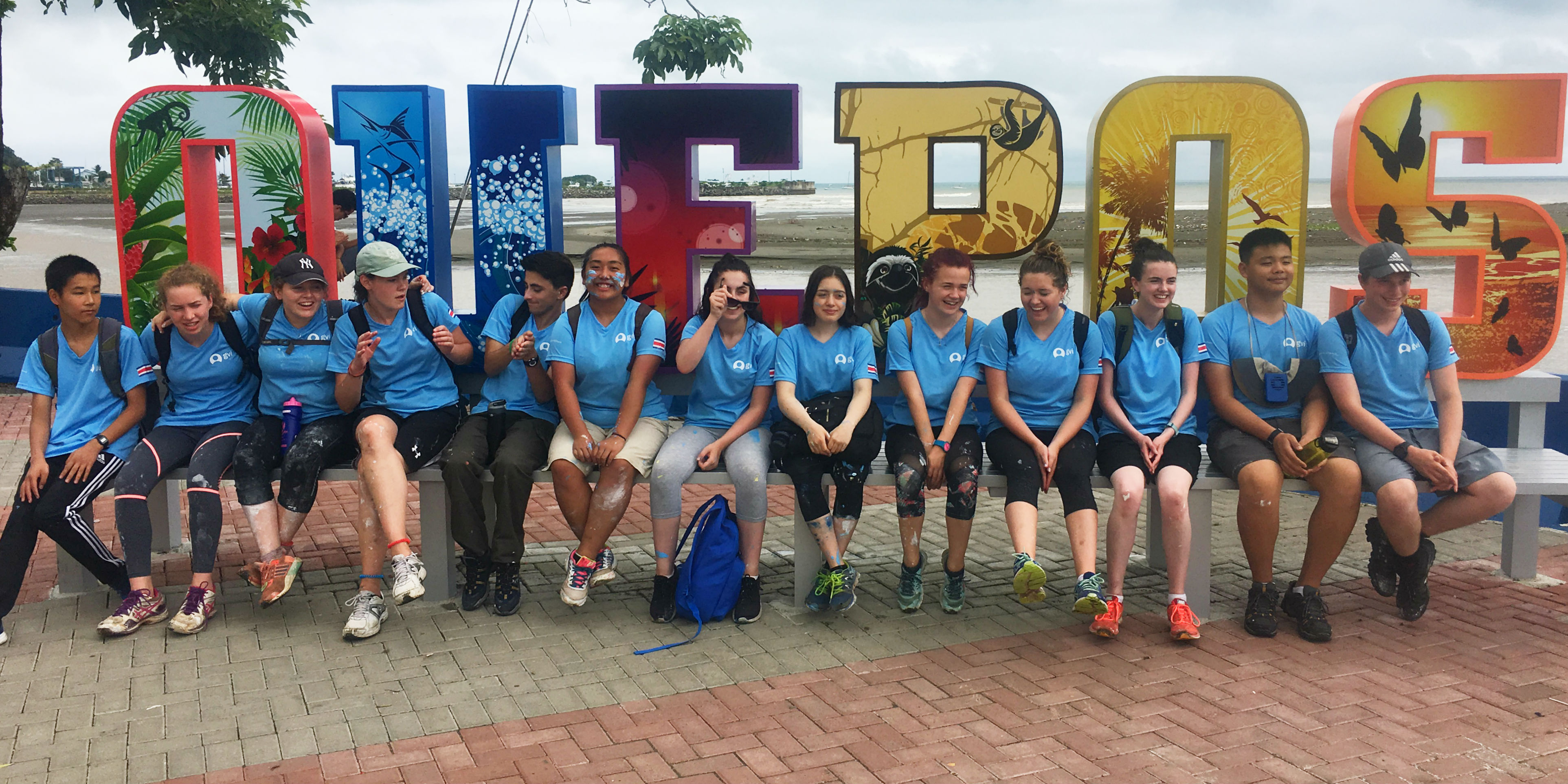 GVI participants in Quepos take part in a volunteering for teens program.