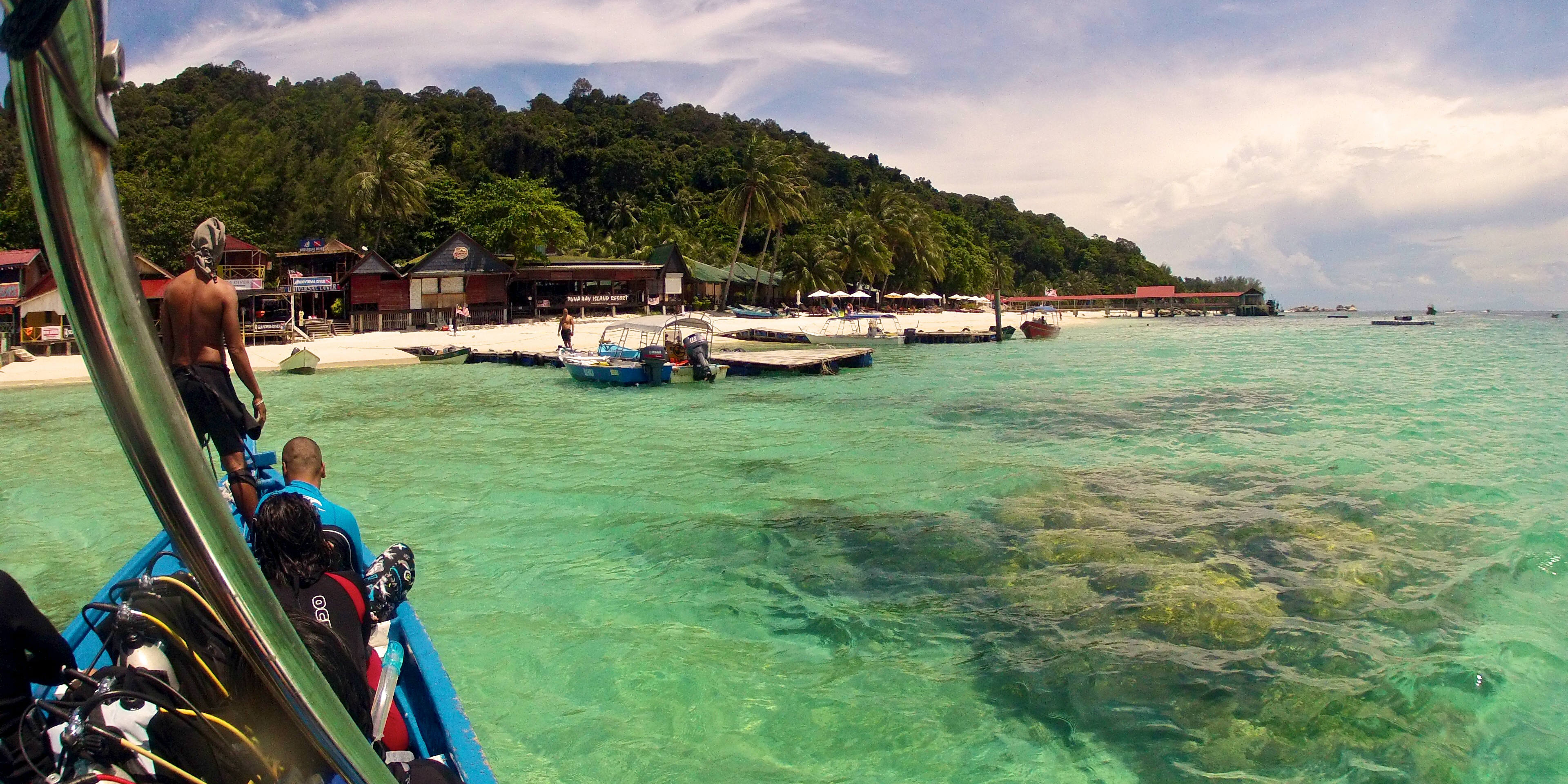A dive crew returns to the Perhentian Islands. 