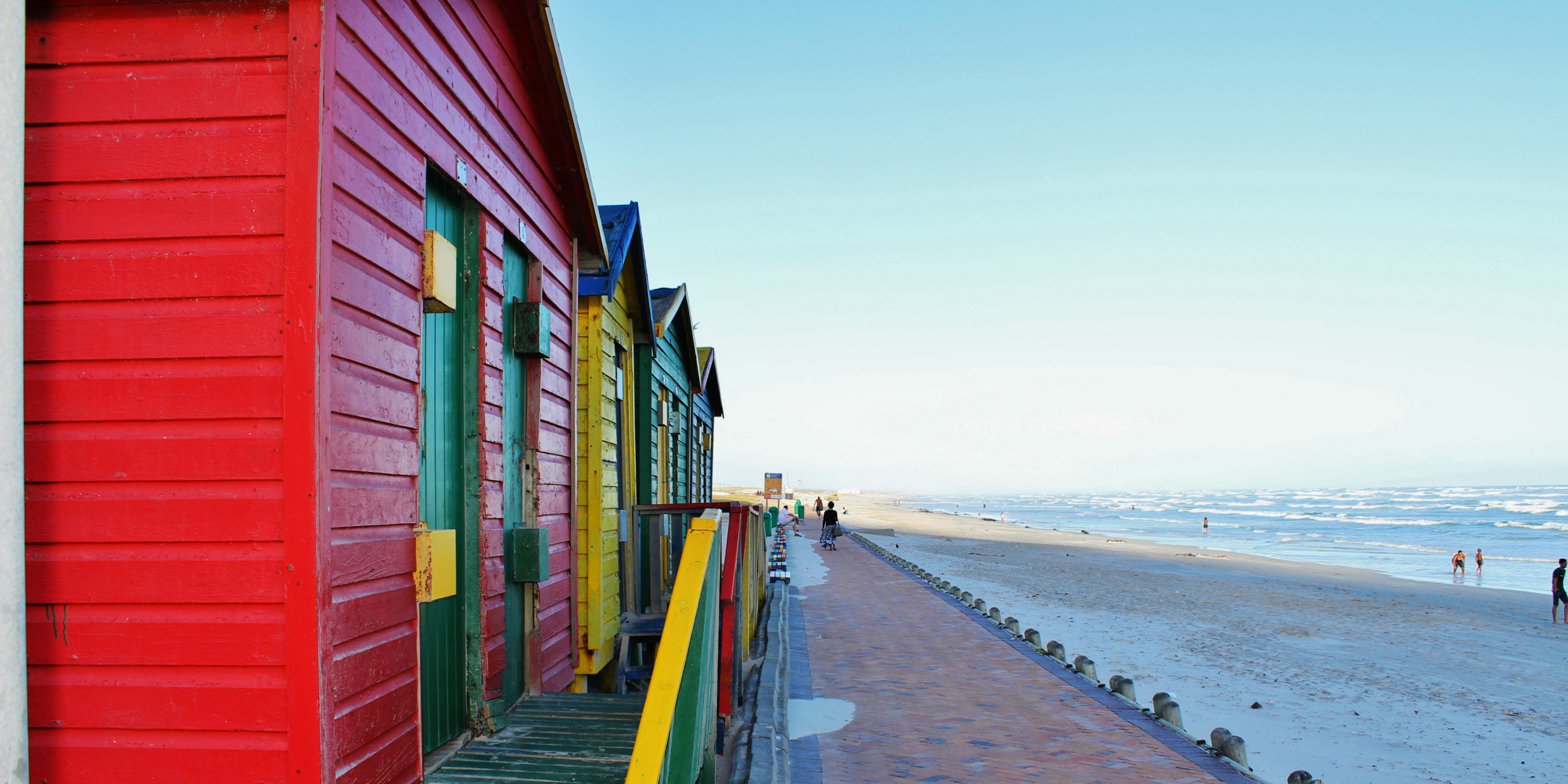 While volunteering in Cape Town, participants can visit Muizenberg Beach, with tons of things to see and do.