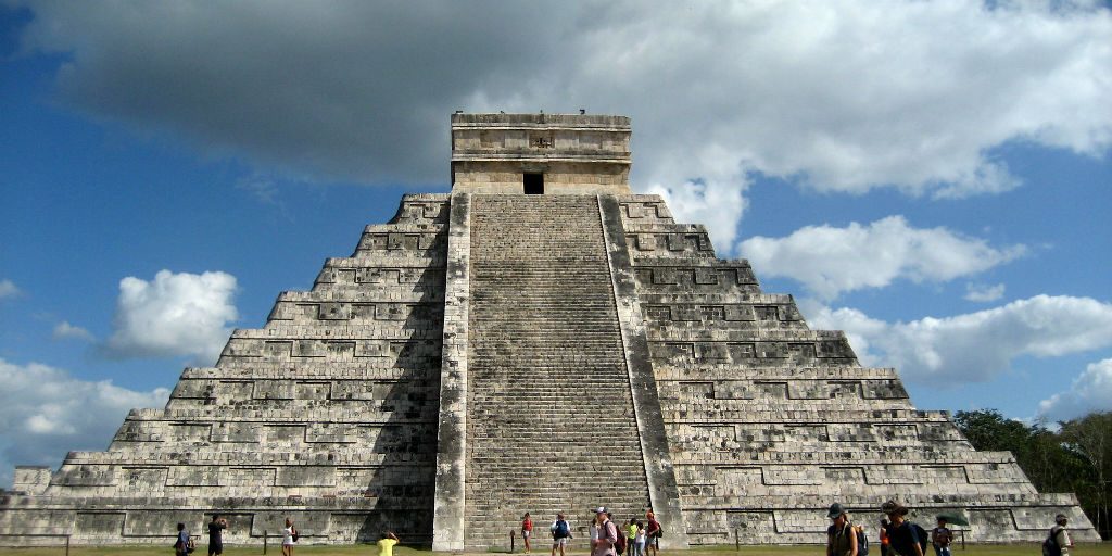 Archeological sites such as Chichen Itza offer a brief sighting into the Mayan and Mesoamerican culture.