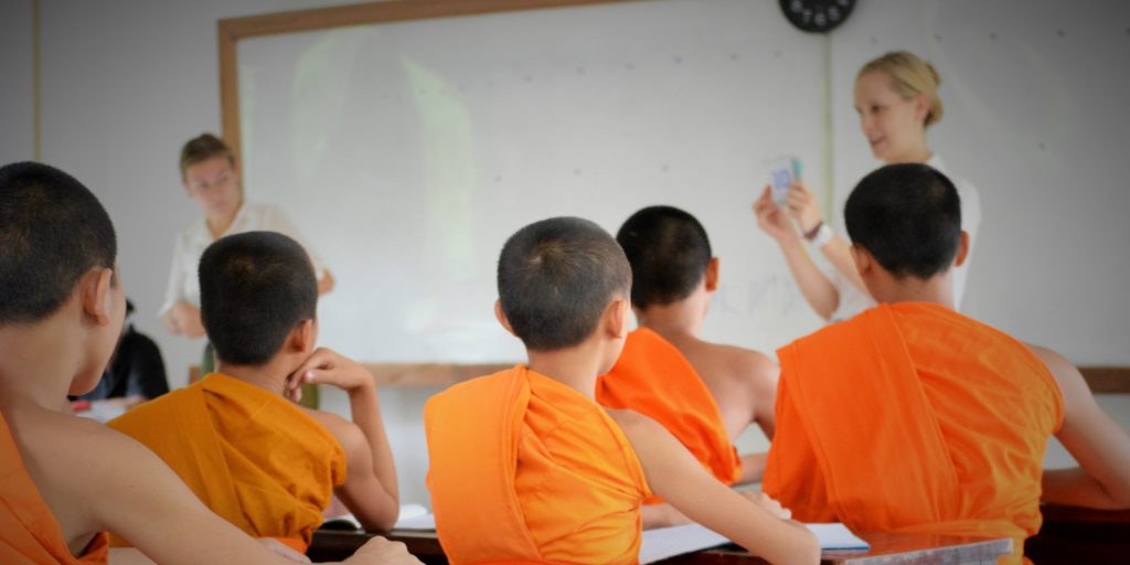With GVI you can teach English to novice Buddhist monks in Laos