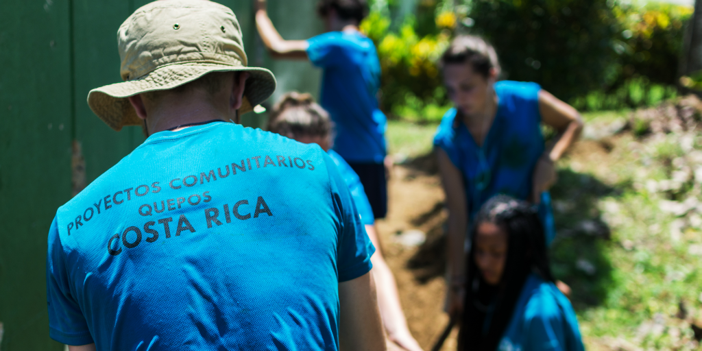 Make christmas volunteering worthwhile this festive season with programs in Costa Rica
