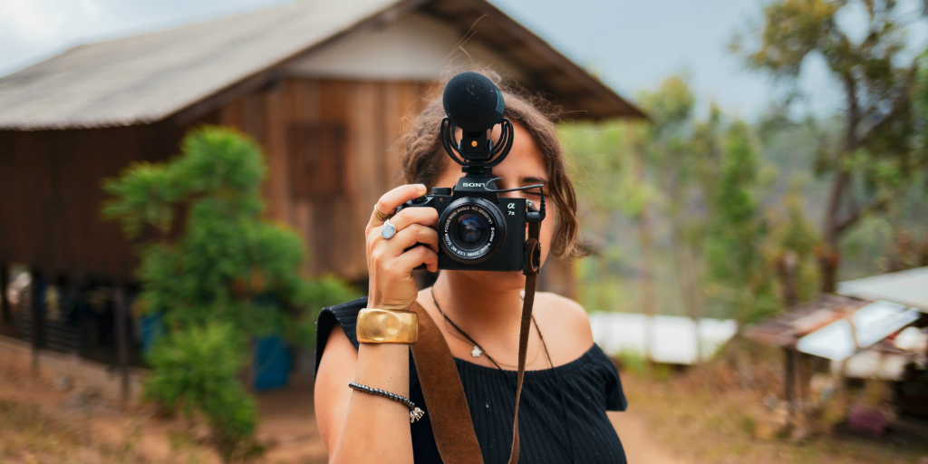 A GVI volunteer taking a picture