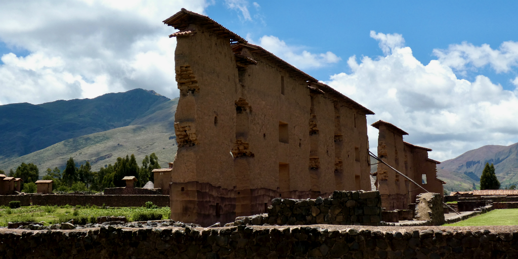 The year 1533 saw the fall of the Incan Empire in Cusco, Peru