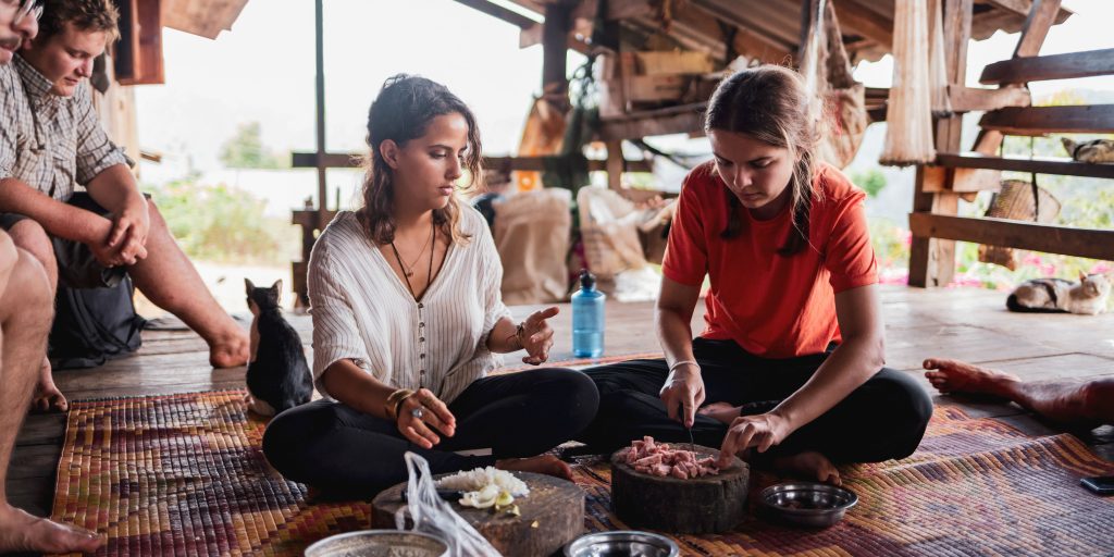 GVI participants prepare a meal from their eco-friendly accomodation in Thailand