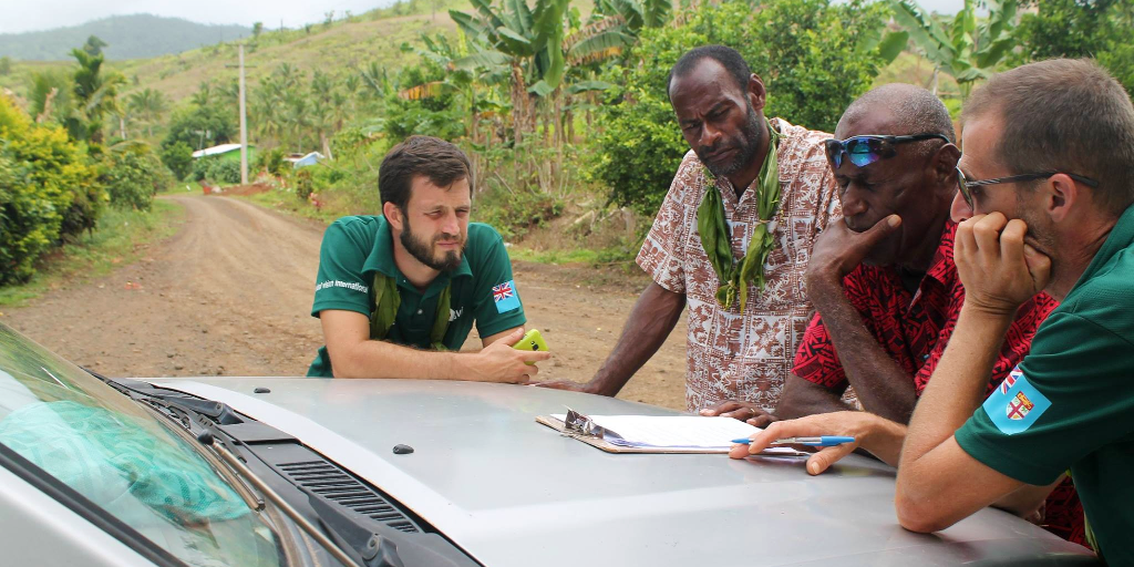 A GVI program manager liaises with the community in Fiji. 