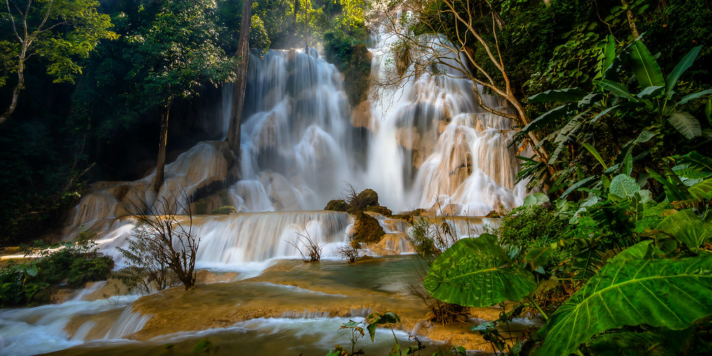 luang prabangs waterfall
